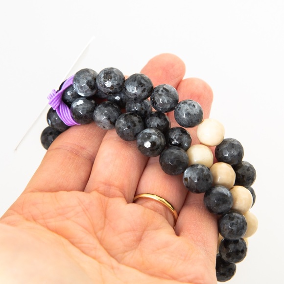 Set of 3 Labradorite beaded stretch bracelets black & cream by Ellei Madison L - Picture 5 of 14